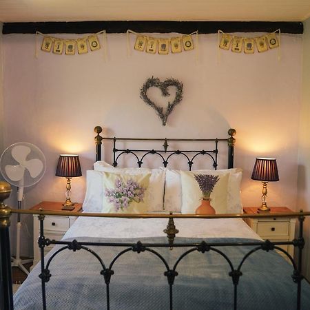 Michouat Chambre D'Hotes Vidou Bagian luar foto