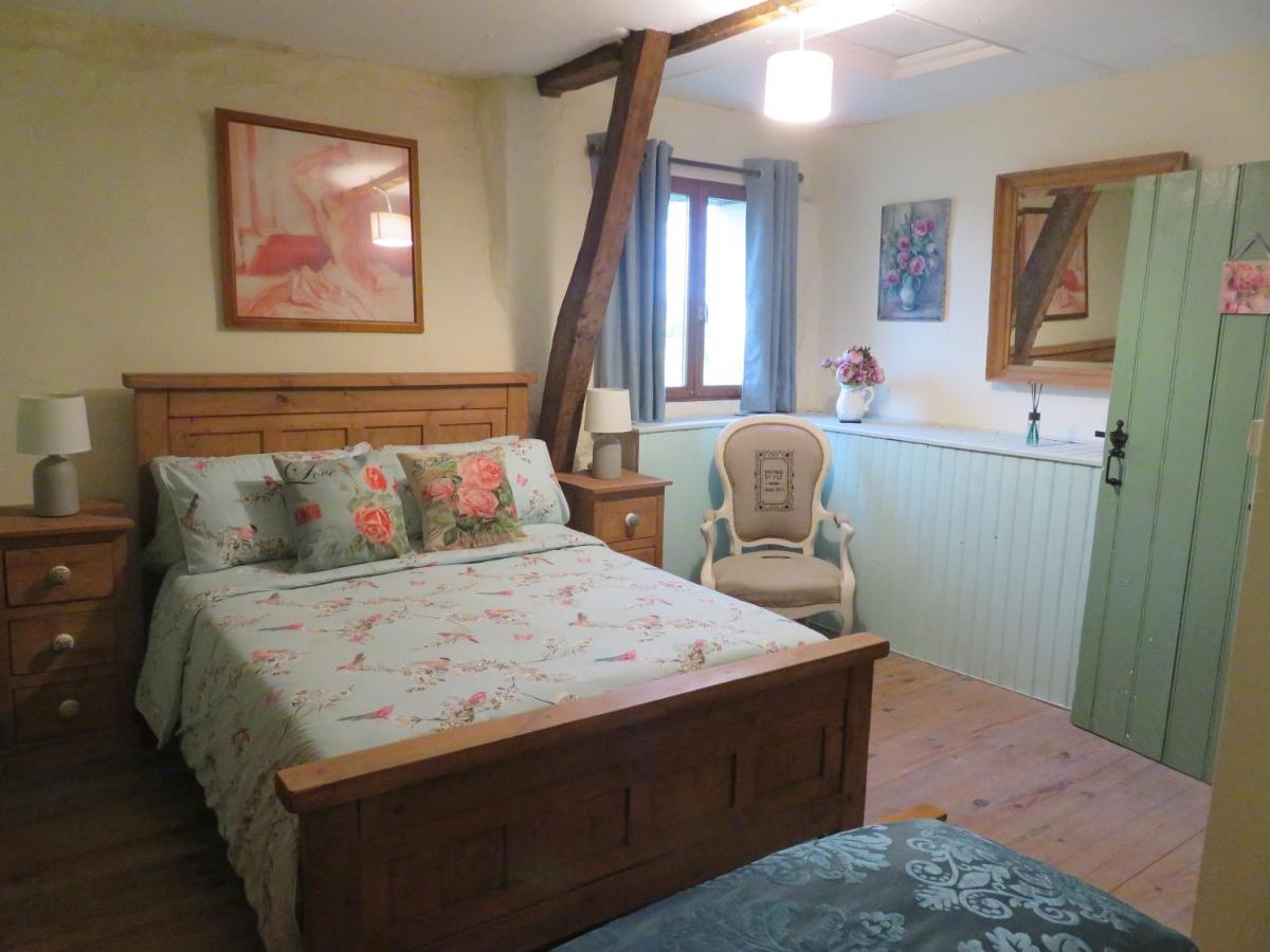 Michouat Chambre D'Hotes Vidou Bagian luar foto