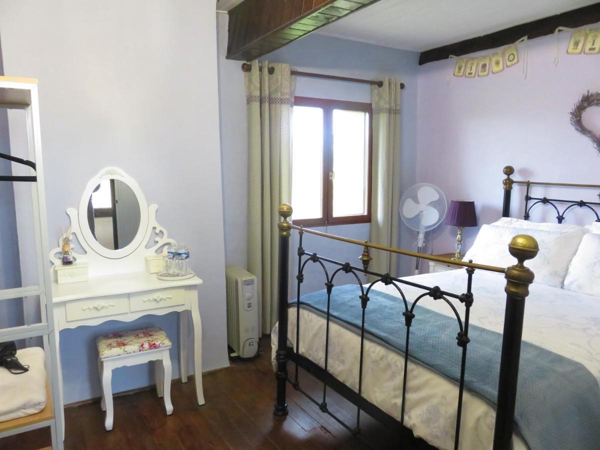 Michouat Chambre D'Hotes Vidou Bagian luar foto